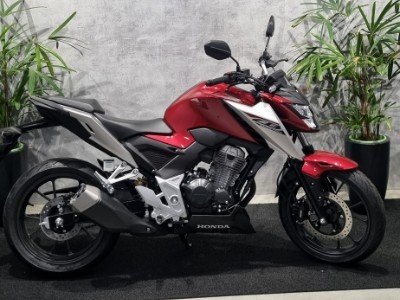 HONDA CB 300F TWISTER CBS