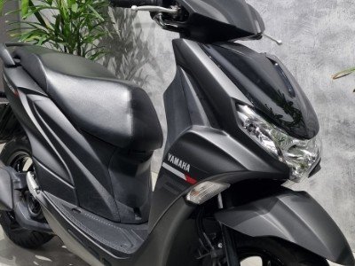 YAMAHA FLUO 125