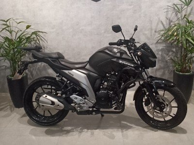 YAMAHA FZ25 FAZER